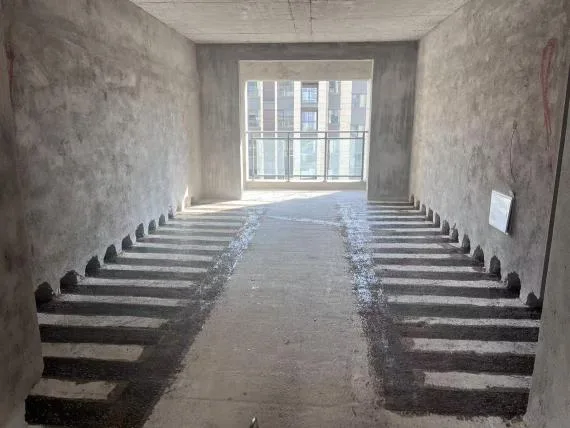 于都县某小区楼板结构加固工程 现场施工实景3